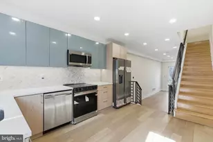 2440 E Harold St, Philadelphia, PA 19125 - Photo 9