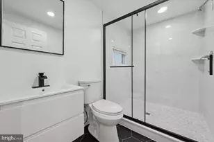 1145 S 15th St, Philadelphia, PA 19146 - Photo 15