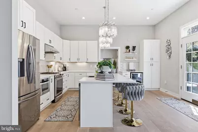 547 Walnut Lane, Philadelphia, PA 19128 - Photo 3