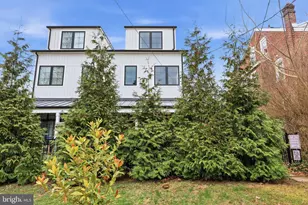 547 Walnut Ln, Philadelphia, PA 19128 - Photo 51