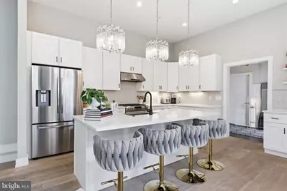 547 Walnut Lane, Philadelphia, PA 19128 - Photo 5