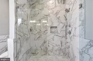 547 Walnut Ln, Philadelphia, PA 19128 - Photo 25