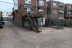 5911 Reach St, Philadelphia, PA 19120 - Photo 37
