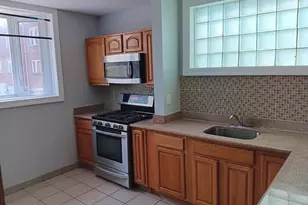 5911 Reach St, Philadelphia, PA 19120 - Photo 9