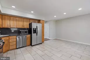 11804 Basile Rd, Philadelphia, PA 19154 - Photo 7