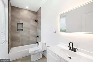 929 N 40th St, Philadelphia, PA 19104 - Photo 13