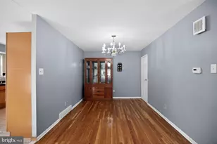 9860 Bonner St, Philadelphia, PA 19115 - Photo 15