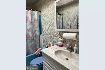 7020 W Passyunk Avenue, Philadelphia, PA 19142 - Photo 3