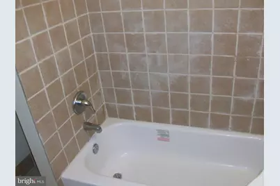 1239 S Bonsall Street, Philadelphia, PA 19146 - Photo 19