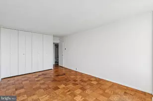 220 Locust St, Philadelphia, PA 19106 - Photo 9