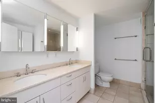 219 S 18th St, Philadelphia, PA 19103 - Photo 13