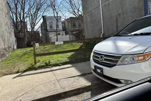 2610 Earp St, Philadelphia, PA 19146 - Photo 3