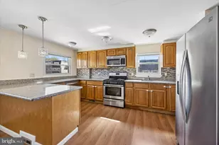 2842 Michael Rd, Philadelphia, PA 19152 - Photo 5