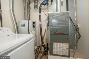 8212 Chelwynde Ave, Philadelphia, PA 19153 - Photo 51