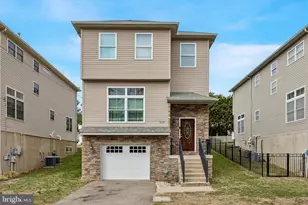 462 Oriole St, Philadelphia, PA 19128 - Photo 1