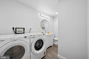 2011 Morris St, Philadelphia, PA 19145 - Photo 33