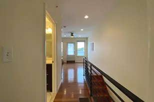 2548 S 2nd St, Philadelphia, PA 19148 - Photo 19