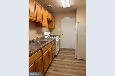 2201 Strahle Street #C302, Philadelphia, PA 19152 - Photo 5