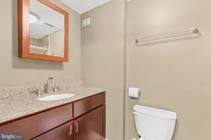 769 S Sheridan St, Philadelphia, PA 19147 - Photo 17