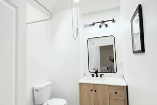 5709 Hoffman Ave, Philadelphia, PA 19143 - Photo 17