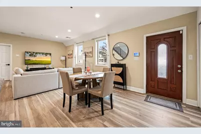 213 Roxborough Avenue, Philadelphia, PA 19128 - Photo 3