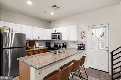 213 Roxborough Avenue, Philadelphia, PA 19128 - Photo 7