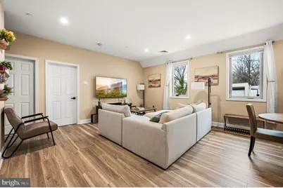 213 Roxborough Avenue, Philadelphia, PA 19128 - Photo 9