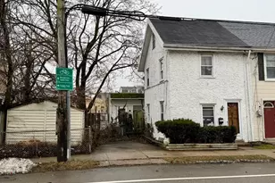 573 Shawmont Ave, Philadelphia, PA 19128 - Photo 3