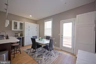 908 N Front St, Philadelphia, PA 19123 - Photo 15