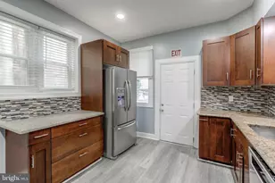 5839 Christian St, Philadelphia, PA 19143 - Photo 7