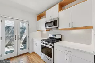 439 Mercy St, Philadelphia, PA 19148 - Photo 13