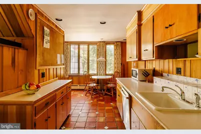 401 W Springfield Avenue, Philadelphia, PA 19118 - Photo 11