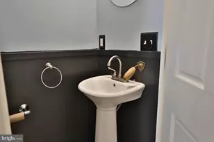 2805 Poplar St, Philadelphia, PA 19130 - Photo 19