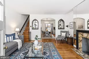 2139 St James Pl, Philadelphia, PA 19103 - Photo 9