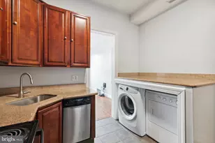 1729 W Montgomery Ave, Philadelphia, PA 19121 - Photo 9