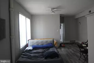 846 Wynnewood Rd, Philadelphia, PA 19151 - Photo 5