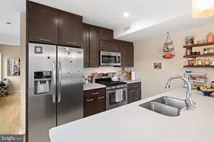 847 N 16th St, Philadelphia, PA 19130 - Photo 7