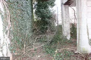 1602 W Thompson St, Philadelphia, PA 19121 - Photo 9