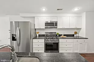 1814 N Front St, Philadelphia, PA 19122 - Photo 9