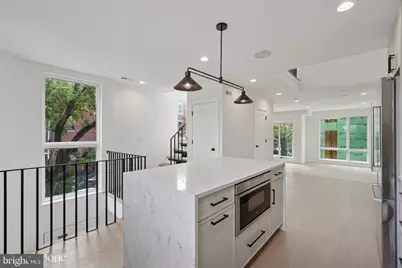 610 N Brenna Walk, Philadelphia, PA 19123 - Photo 21