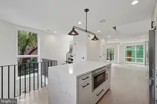 610 N Brenna Walk, Philadelphia, PA 19123 - Photo 21