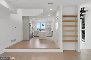 610 N Brenna Walk, Philadelphia, PA 19123 - Photo 15