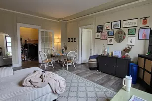 2031 Locust St, Philadelphia, PA 19103 - Photo 3