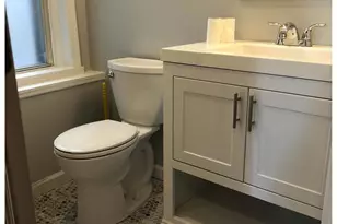 2315 Pierce St, Philadelphia, PA 19145 - Photo 9