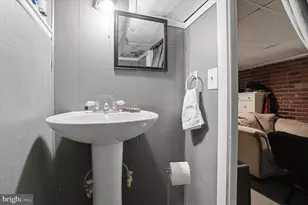 7032 Erdrick St, Philadelphia, PA 19135 - Photo 23