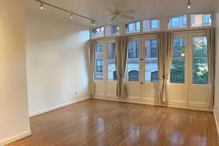 261 N 3rd St, Philadelphia, PA 19106 - Photo 5