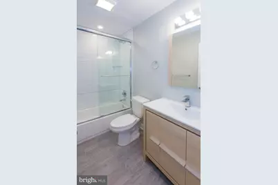 1228 W College Avenue #5, Philadelphia, PA 19121 - Photo 11