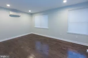 1228 W College Ave, Philadelphia, PA 19121 - Photo 9