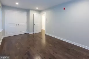 1228 W College Ave, Philadelphia, PA 19121 - Photo 11