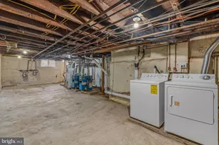 2440 Carpenter St, Philadelphia, PA 19146 - Photo 13